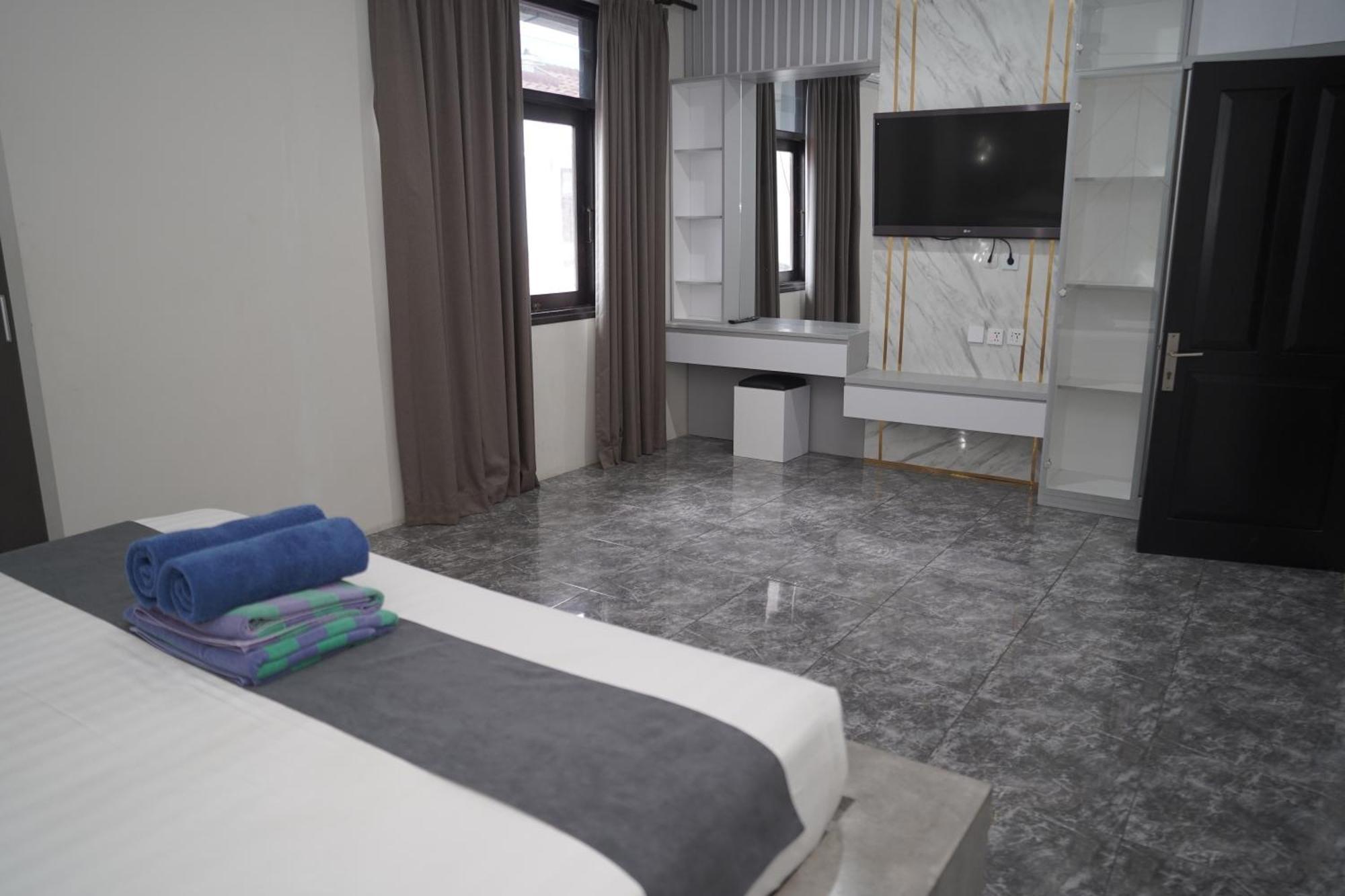 4 Bedroom Villa Kuta Regency B10 外观 照片