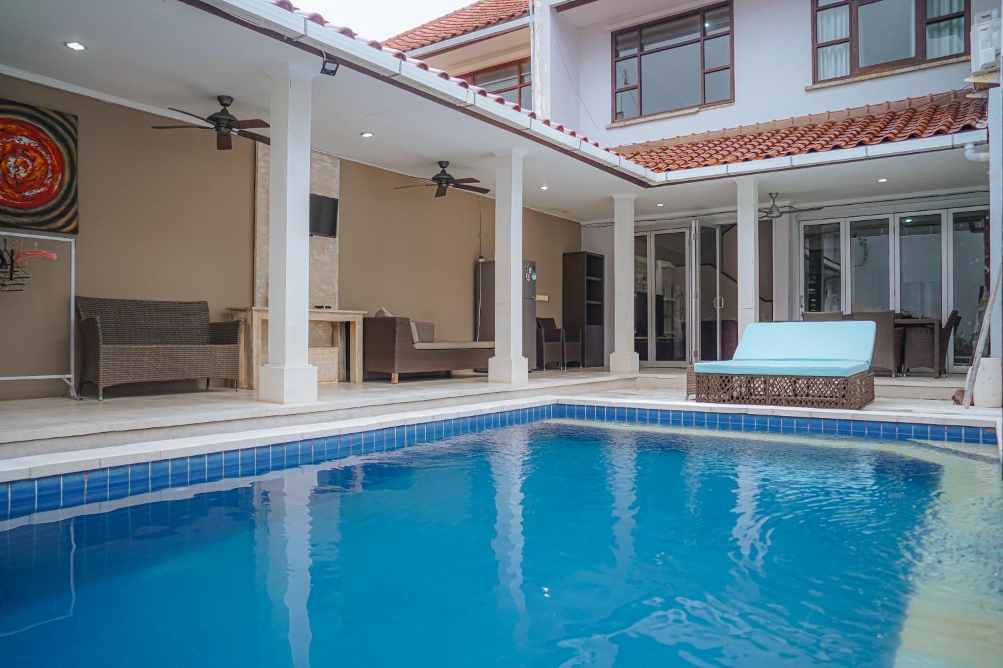 4 Bedroom Villa Kuta Regency B10 外观 照片